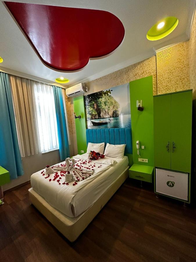 Hotel Megaron Istanboel Buitenkant foto